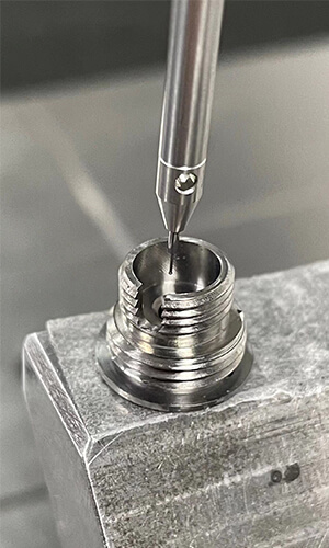 How to Use a Five Axis Machining Center to Process Titanium Alloy Shaped Parts
